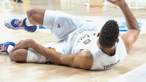 Edy Tavares se lesiona el ligamento lateral interno de la rodilla izquierda Edy Tavares se lesiona el ligamento lateral interno de la rodilla izquierda