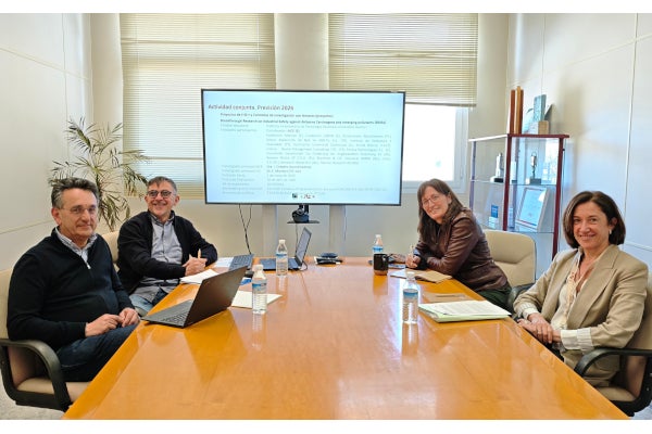 L'UJI i AICE avancen conjuntament en enginyeria ambiental amb el laboratori conjunt d'investigació GEA L'UJI i AICE avancen conjuntament en enginyeria ambiental amb el laboratori conjunt d'investigació GEA