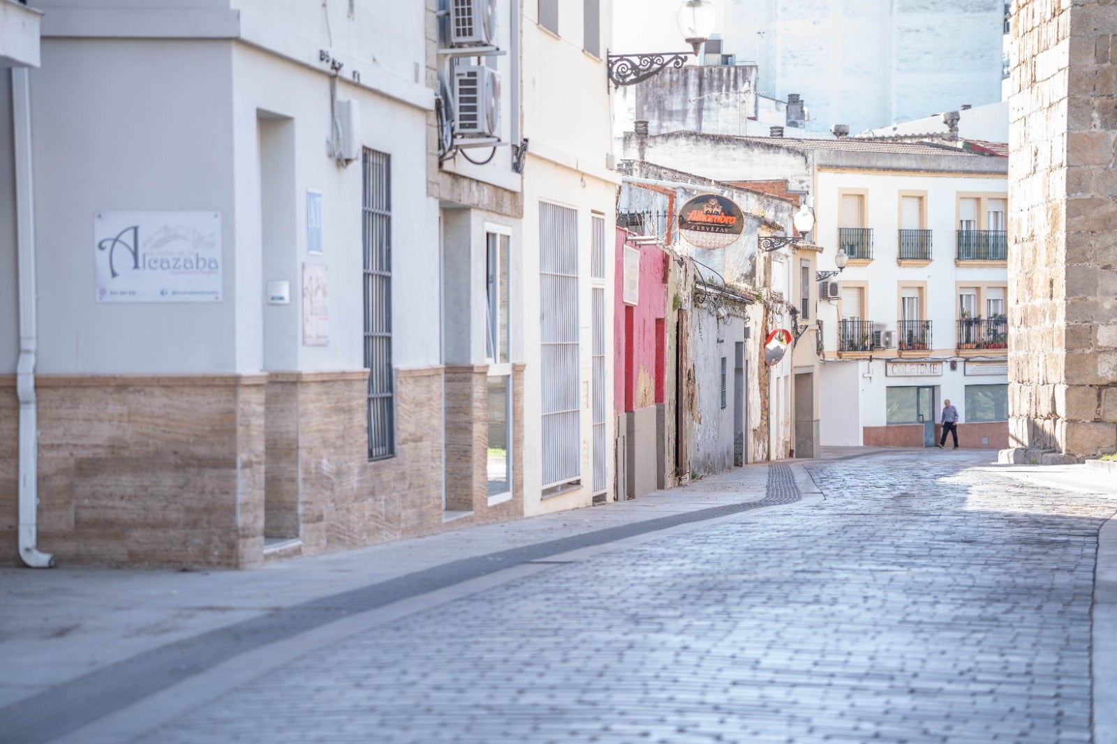 A partir del lunes se cortará al tráfico la calle Graciano para proceder a trabajos de reparación en la calzada A partir del lunes se cortará al tráfico la calle Graciano para proceder a trabajos de reparación en la calzada