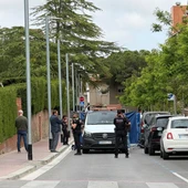 Imatge del carrer on es va produir l'assassinat d'una dona a Esplugues de Llobregat. Imatge del carrer on es va produir l'assassinat d'una dona a Esplugues de Llobregat.