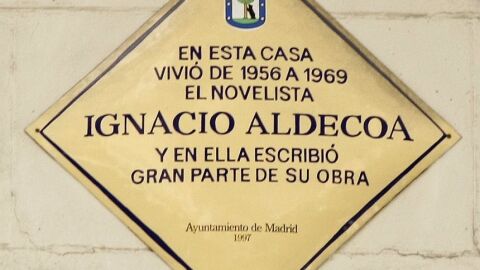 Placa de Ignacio Aldecoa