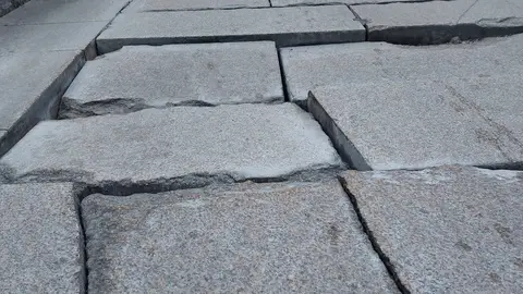 Vecinos de Sar urgen un plan de movilidad para evitar el deterioro del Ponte do Sar que está de nuevo en obras por deterioro del empedrado Vecinos de Sar urgen un plan de movilidad para evitar el deterioro del Ponte do Sar que está de nuevo en obras por deterioro del empedrado