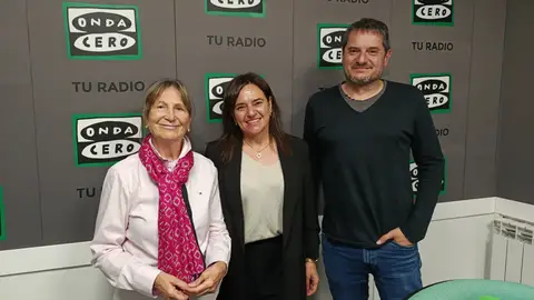 Ángeles Polo con Estrella y Julio Tena en la Pasarela de este lunes PASARELA