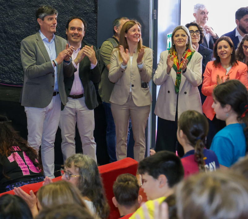 El president de la Generalitat asiste al ensayo de Innov@cant en Villajoyosa El president de la Generalitat asiste al ensayo de Innov@cant en Villajoyosa