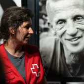 ‘¿Cómo te llamas?’, exposició de Karen Laing, voluntària i fotògrafa, i Creu Roja a València. ‘¿Cómo te llamas?’, exposició de Karen Laing, voluntària i fotògrafa, i Creu Roja a València.