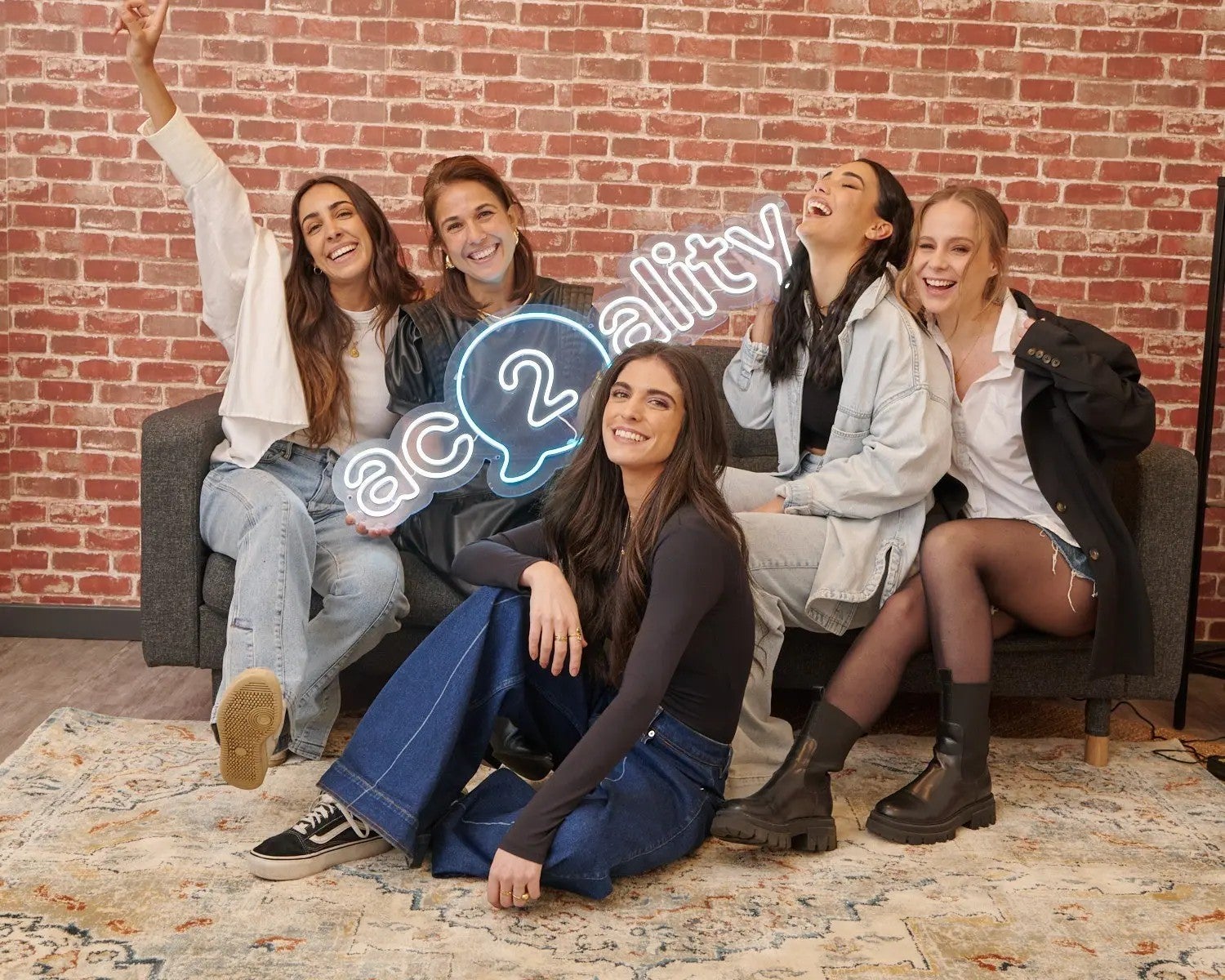 Ac2ality firma un acuerdo estratégico de inversión con el perfil líder de noticias positivas en español, La Cara Buena del Mundo Ac2ality firma un acuerdo estratégico de inversión con el perfil líder de noticias positivas en español, La Cara Buena del Mundo