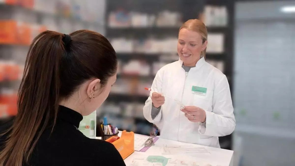 Las farmacias refuerzan su papel clave en la detección precoz del cáncer colorrectal y de cérvix episode artwork