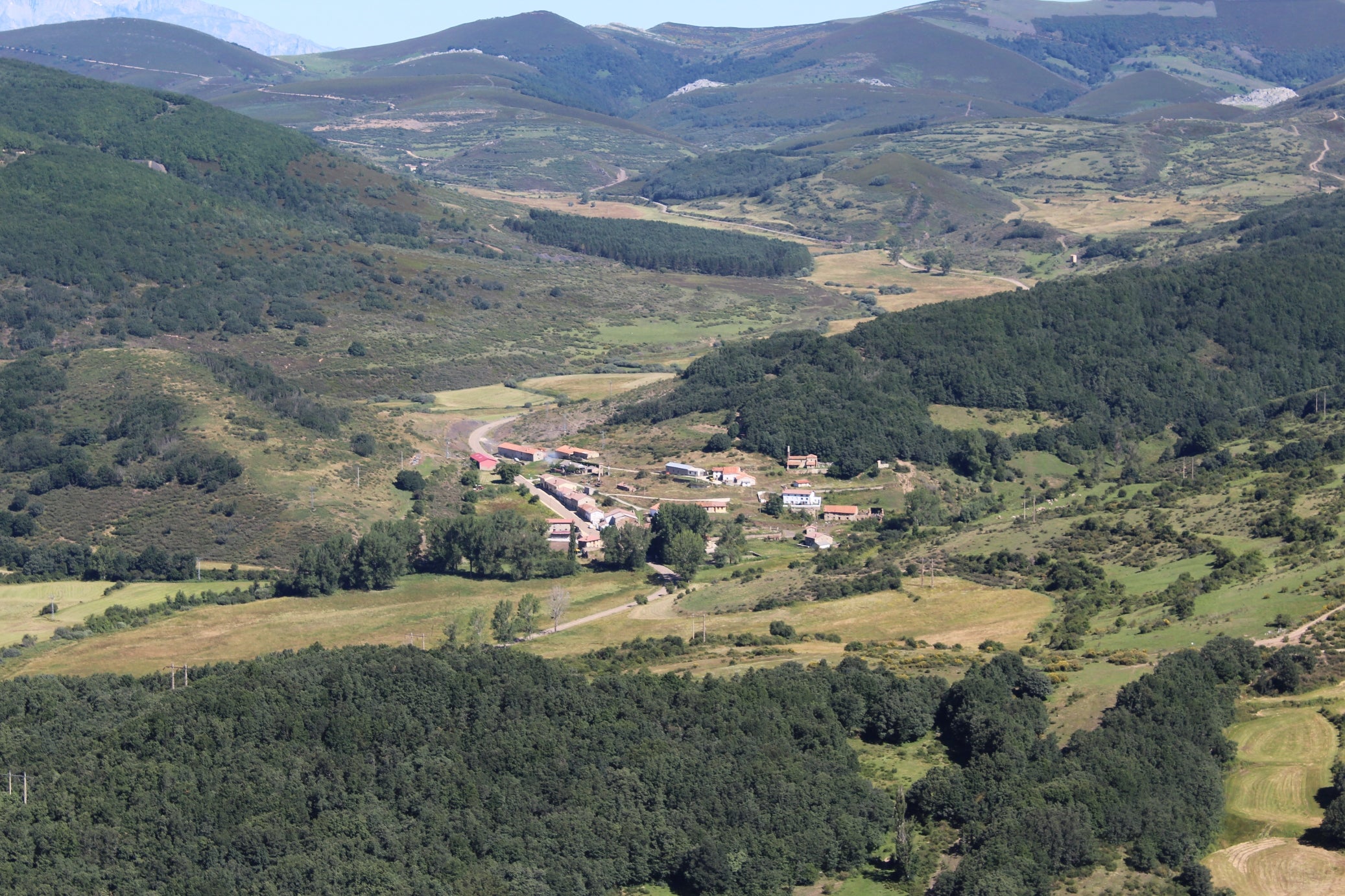 ACD Montaña Palentina firma contratos de ayuda por un montante total de 254.986,79 de euros de fondos públicos procedentes de LEADER 2023- 2027 ACD Montaña Palentina firma contratos de ayuda por un montante total de 254.986,79 de euros de fondos públicos procedentes de LEADER 2023- 2027
