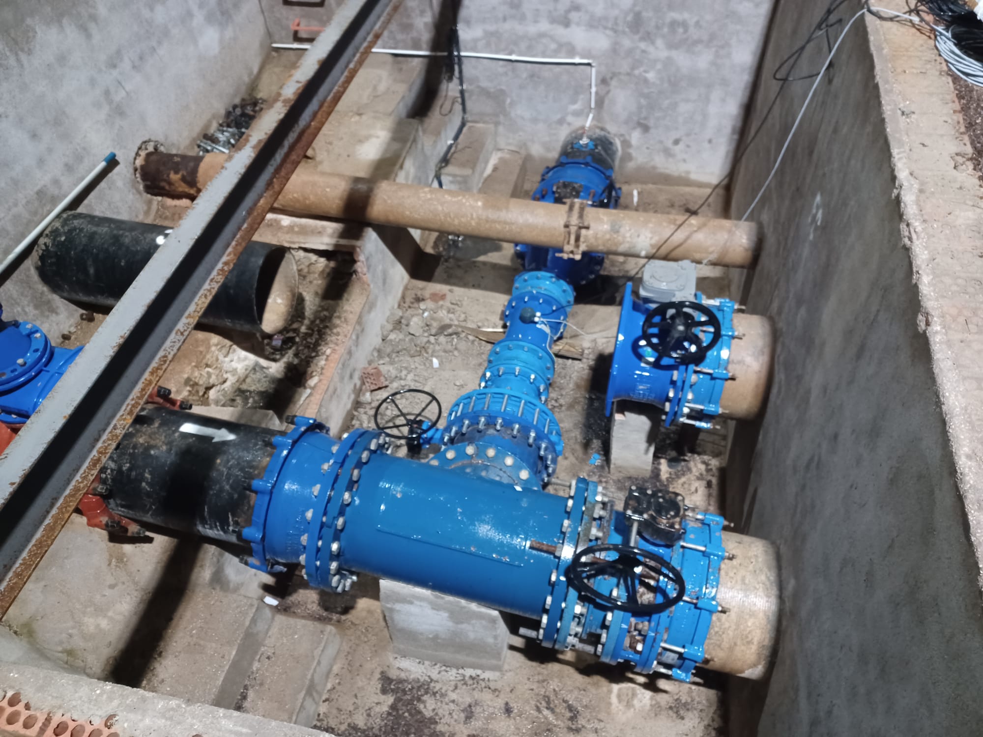 El alcalde de Valdepeñas asegura una rigurosa fiscalización de la empresa que gestiona el servicio municipal del agua El alcalde de Valdepeñas asegura una rigurosa fiscalización de la empresa que gestiona el servicio municipal del agua