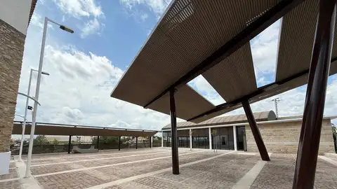 Almassora finaliza la transformación del entorno de Santa Quitèria con un nuevo albergue y plaza mirador Almassora finaliza la transformación del entorno de Santa Quitèria con un nuevo albergue y plaza mirador