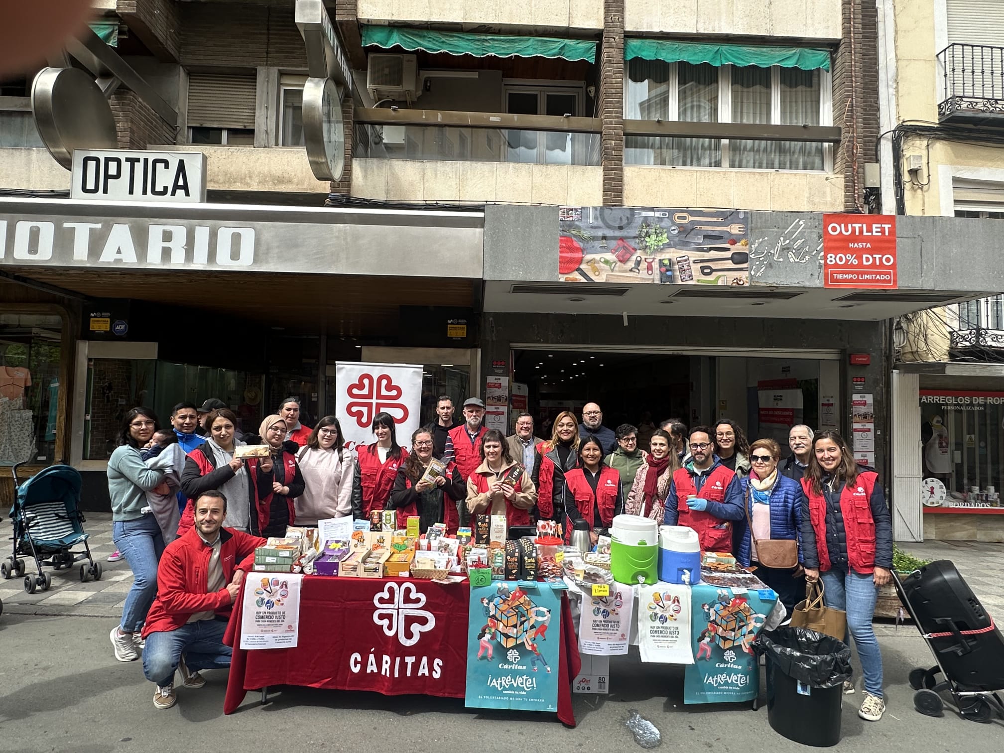 Cáritas impulsa el consumo responsable en Cuenca con el Día Mundial del Comercio Justo Cáritas impulsa el consumo responsable en Cuenca con el Día Mundial del Comercio Justo