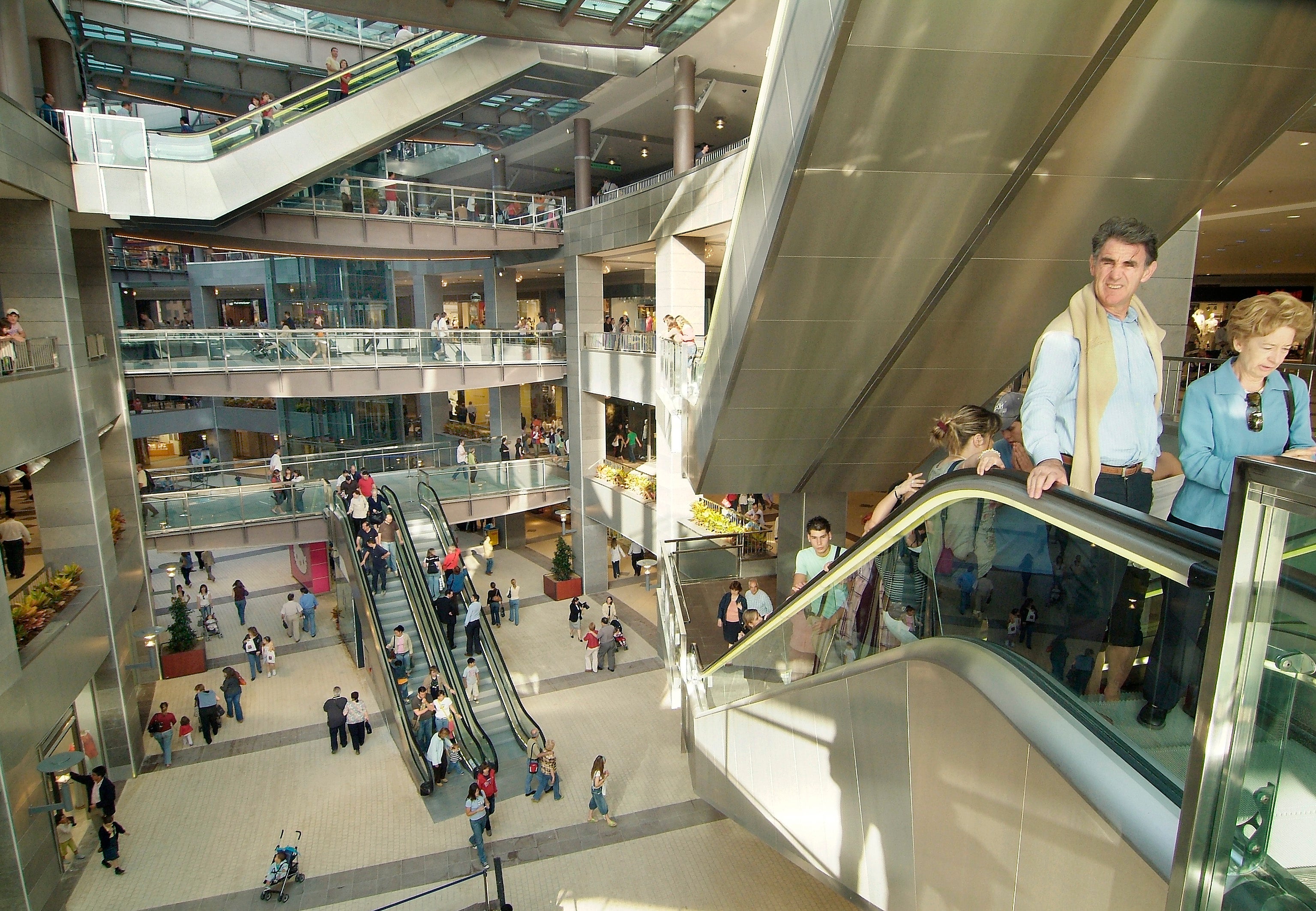 El centro comercial Aqua Multiespacio celebra este año su 20º aniversario El centro comercial Aqua Multiespacio celebra este año su 20º aniversario