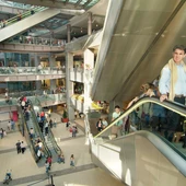 El centro comercial Aqua Multiespacio celebra este año su 20º aniversario El centro comercial Aqua Multiespacio celebra este año su 20º aniversario