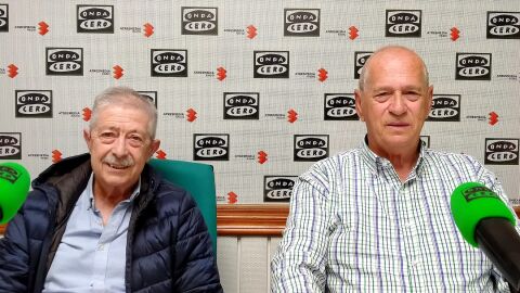 Jos&eacute; Rodr&iacute;guez y Francisco Toledo, de la Asociaci&oacute;n de Trasplantados y Pre Trasplantados de Valdepe&ntilde;as