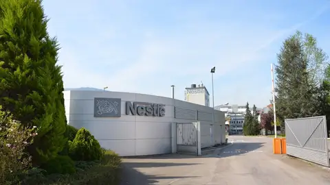 La planta de Nestlé en La Penilla de Cayón La planta de Nestlé en La Penilla de Cayón
