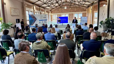 La Generalitat impulsa la modernización de la industria en Castellón con 16 millones para 62 áreas empresariales La Generalitat impulsa la modernización de la industria en Castellón con 16 millones para 62 áreas empresariales