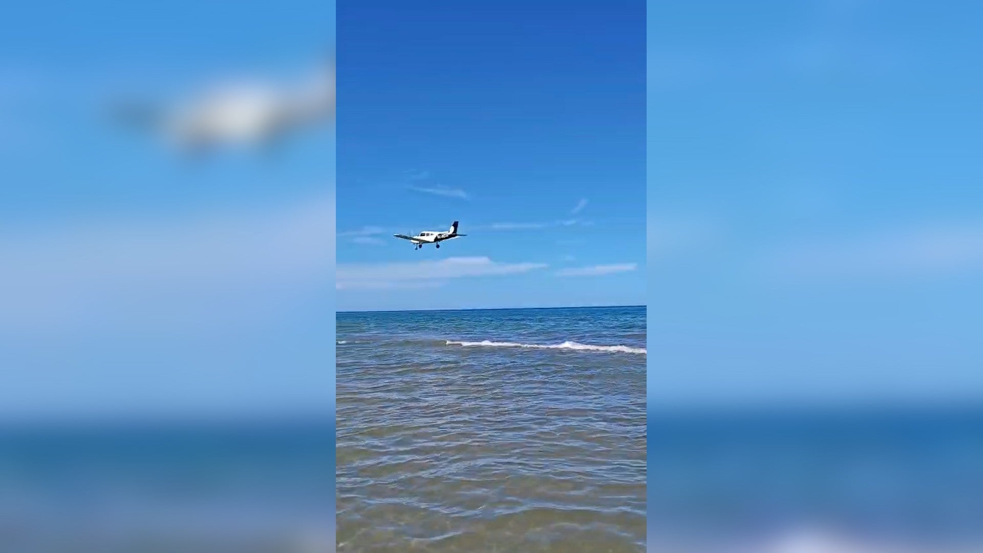Alerta en Cullera por una avioneta que volaba muy cerca del mar Alerta en Cullera por una avioneta que volaba muy cerca del mar