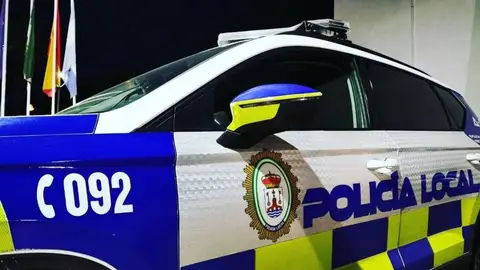 Siete vehículos calcinados y otros seis afectados en un incendio durante la madrugada en Alcalá Siete vehículos calcinados y otros seis afectados en un incendio durante la madrugada en Alcalá