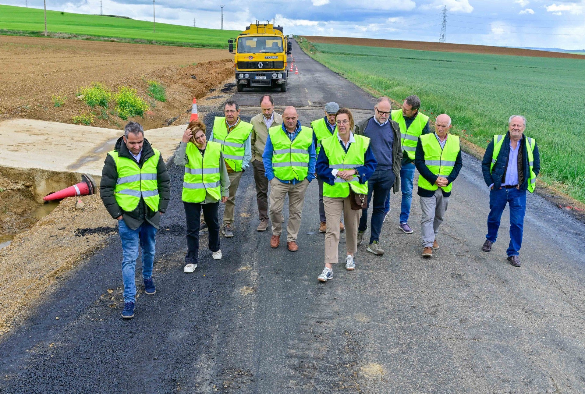 La Diputación de Palencia invierte cerca de 1,7 millones de euros en la mejora de la carretera PP-4311 entre Lantadilla y Osorno La Diputación de Palencia invierte cerca de 1,7 millones de euros en la mejora de la carretera PP-4311 entre Lantadilla y Osorno