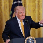 Imagen del presidente de Estados Unidos, Donald Trump, atendiendo a los medios en una rueda de prensa