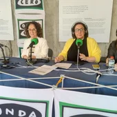 Juan Luis Ruiz López, alcalde de Vilanova i la Geltrú i Anna Ribera i Cos, regidora de Projecció de Ciutat amb Miriam Franch i Núria Mora Juan Luis Ruiz López, alcalde de Vilanova i la Geltrú i Anna Ribera i Cos, regidora de Projecció de Ciutat amb Miriam Franch i Núria Mora