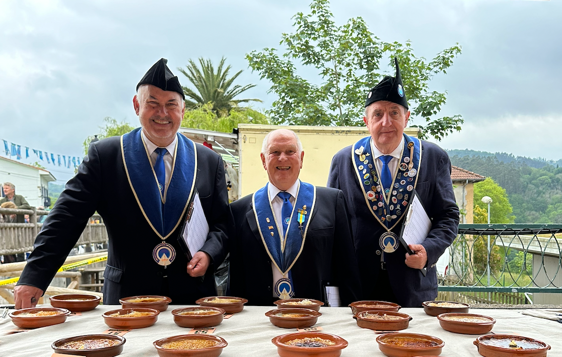 Luis Javier del Valle, del Círculo Gastronómico de los Quesos Asturianos: "El requemáu en el arroz con leche no es negociable" Luis Javier del Valle, del Círculo Gastronómico de los Quesos Asturianos: "El requemáu en el arroz con leche no es negociable"