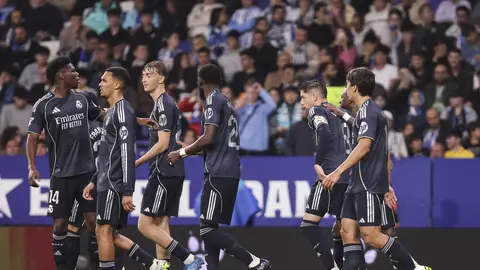 Jugadores del Real Madrid durante el encuentro ante el Espanyol Jugadores del Real Madrid durante el encuentro ante el Espanyol