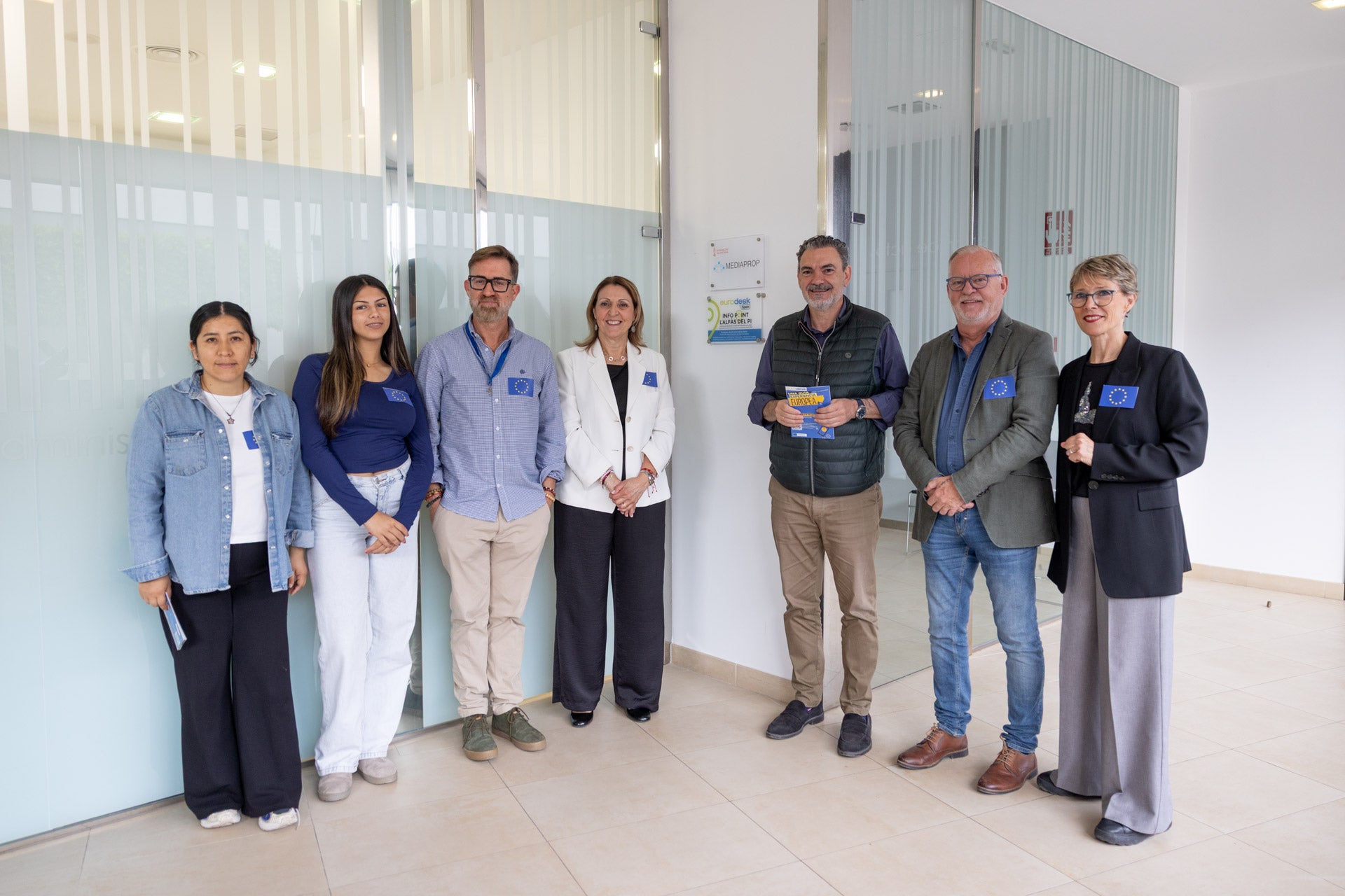 L’Alfàs del Pi abre un punto Eurodesk para acercar los programas europeos a la juventud de toda la comarca L’Alfàs del Pi abre un punto Eurodesk para acercar los programas europeos a la juventud de toda la comarca