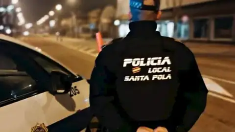 Agente de la Policía Local de Santa Pola. Agente de la Policía Local de Santa Pola.