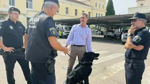La Policía Local de Castellón refuerza la prevención de drogas en entornos escolares con una campaña especial La Policía Local de Castellón refuerza la prevención de drogas en entornos escolares con una campaña especial