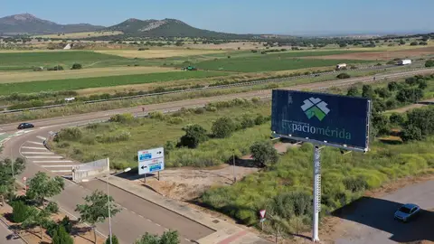 La Junta de Extremadura autoriza a Oeste Digital el uso de canalizaciones de telecomunicaciones en Expacio Mérida La Junta de Extremadura autoriza a Oeste Digital el uso de canalizaciones de telecomunicaciones en Expacio Mérida