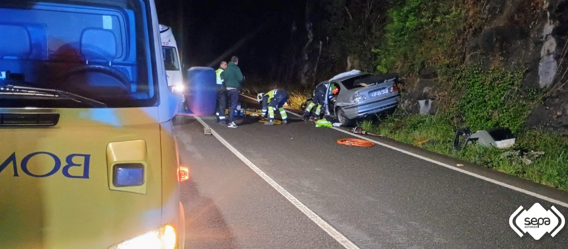 Cuatro heridos en una colisión en Tineo Cuatro heridos en una colisión en Tineo
