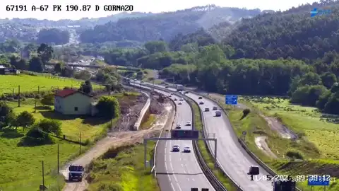 Vuelva a la normalidad la A-67 tras un choque entre dos vehículos en Mogro Vuelva a la normalidad la A-67 tras un choque entre dos vehículos en Mogro