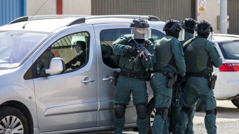 M&aacute;s de 400 efectivos de la Guardia Civil y agentes de Aduanas participan en diferentes localidades de Huelva en el mayor operativo contra el narcotr&aacute;fico llevado a cabo en la provincia hasta la fecha. Huelva a 23 de junio del 2020