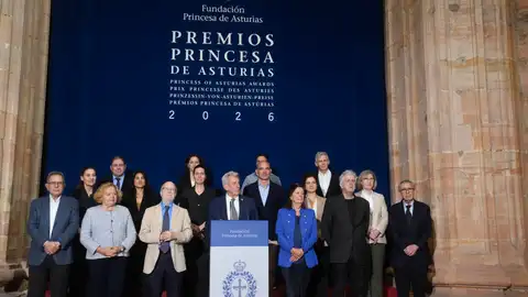 El presidente del jurado del Premio Princesa de Asturias de Investigación Científica y Técnica, Pedro Miguel Echenique, anuncia el galardón de este año. El presidente del jurado del Premio Princesa de Asturias de Investigación Científica y Técnica, Pedro Miguel Echenique, anuncia el galardón de este año.