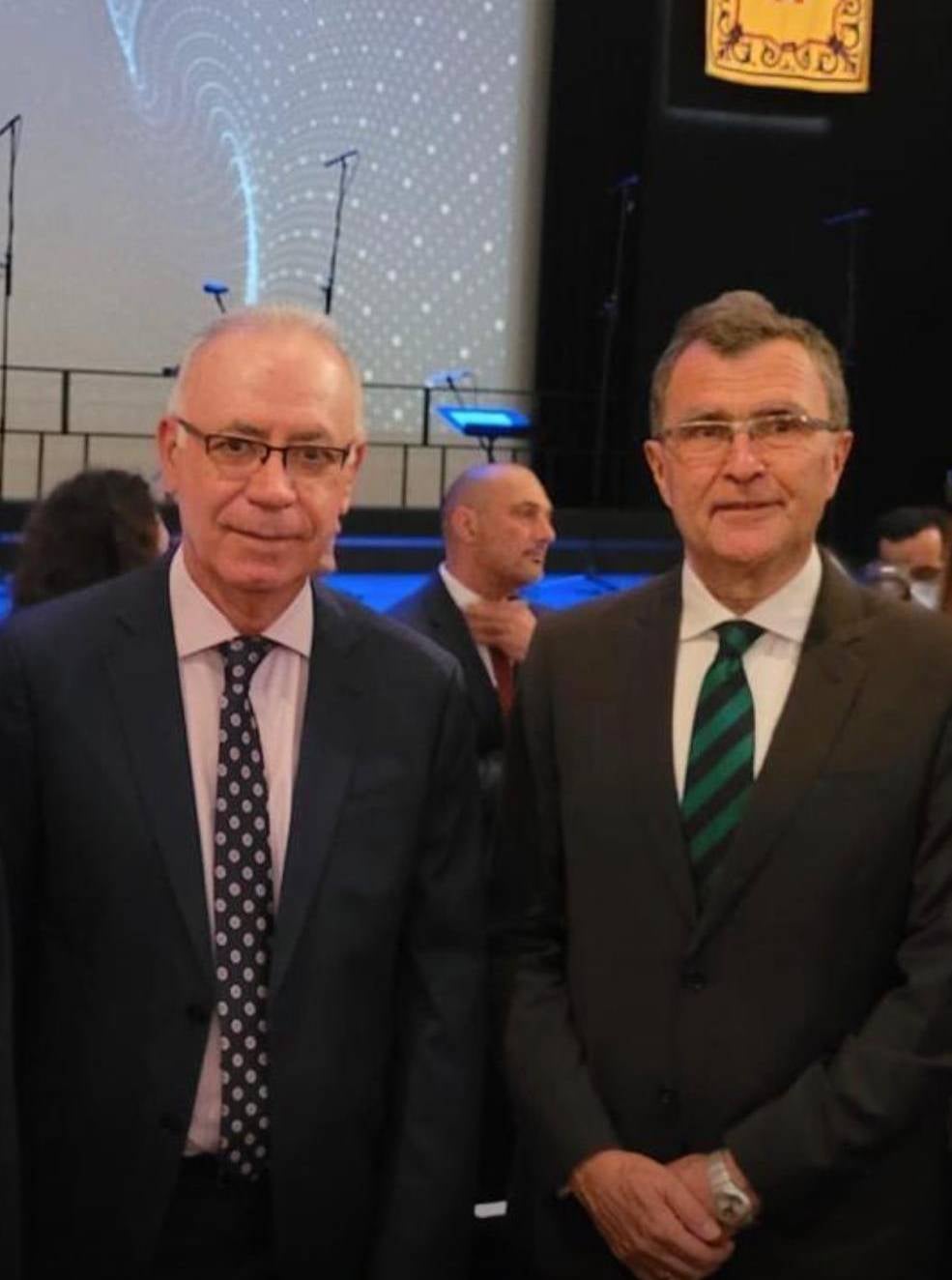 Despedida del alcalde Ballesta, por el concejal y Teniente Alcalde Antonio Navarro Corchón Despedida del alcalde Ballesta, por el concejal y Teniente Alcalde Antonio Navarro Corchón