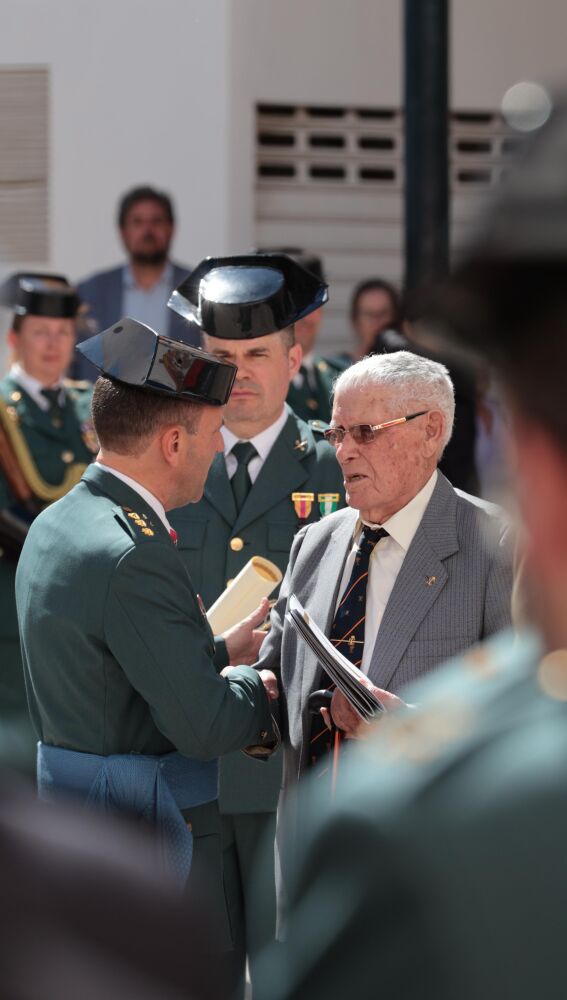 El capitán retirado Antonio Cabello, de 96 años de edad