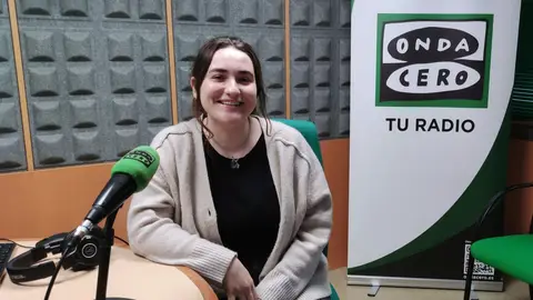 Ángela Yusta Álvaro, responsable de Innovación de la bodega Paco y Lola Entrevista en Más de Uno Pontevedra