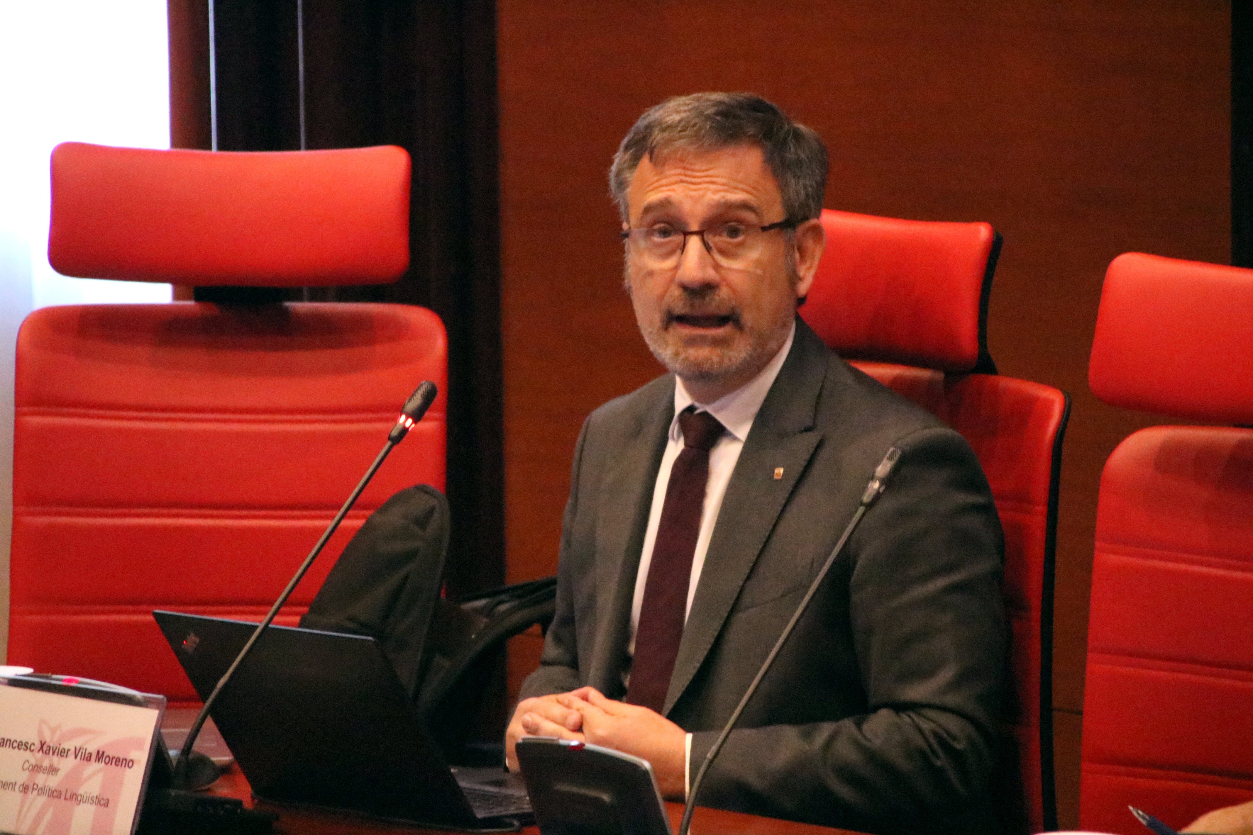 El Govern confia que el Constitucional avali el model lingüístic mentre persisteix la batalla judicial a les aules El Govern confia que el Constitucional avali el model lingüístic mentre persisteix la batalla judicial a les aules