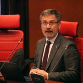El Govern confia que el Constitucional avali el model lingüístic mentre persisteix la batalla judicial a les aules El Govern confia que el Constitucional avali el model lingüístic mentre persisteix la batalla judicial a les aules