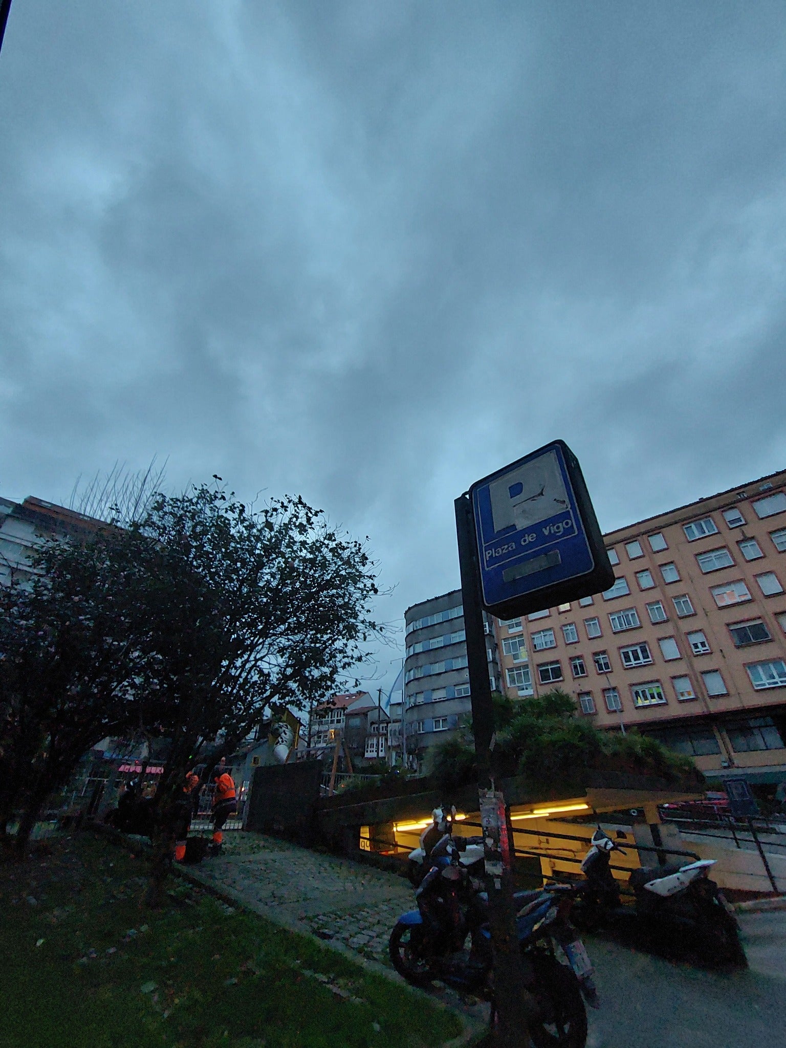 El sondeo municipal sobre el Ensanche de Santiago recoge que la rúa Santiago de Chile ni la Praza de Vigo presentan dificultades para transitar El sondeo municipal sobre el Ensanche de Santiago recoge que la rúa Santiago de Chile ni la Praza de Vigo presentan dificultades para transitar