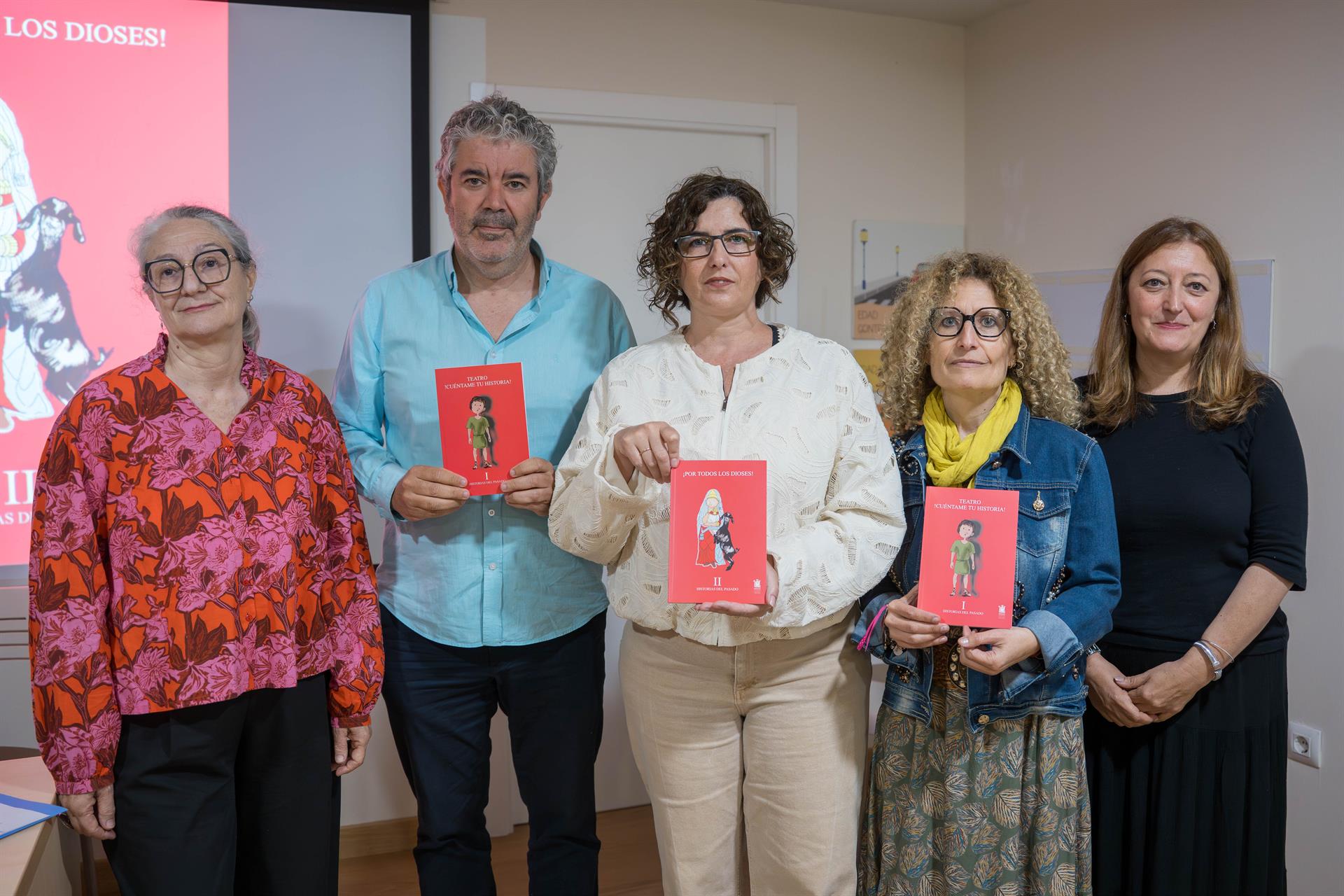 La obra 'Octavia, ¡soy yo!' reunirá a más de 900 escolares los días 19 y 20 de mayo en el Teatro Romano de Mérida La obra 'Octavia, ¡soy yo!' reunirá a más de 900 escolares los días 19 y 20 de mayo en el Teatro Romano de Mérida