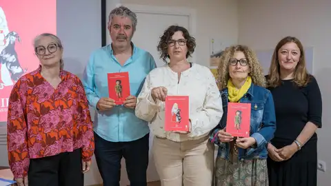 La obra 'Octavia, ¡soy yo!' reunirá a más de 900 escolares los días 19 y 20 de mayo en el Teatro Romano de Mérida La obra 'Octavia, ¡soy yo!' reunirá a más de 900 escolares los días 19 y 20 de mayo en el Teatro Romano de Mérida