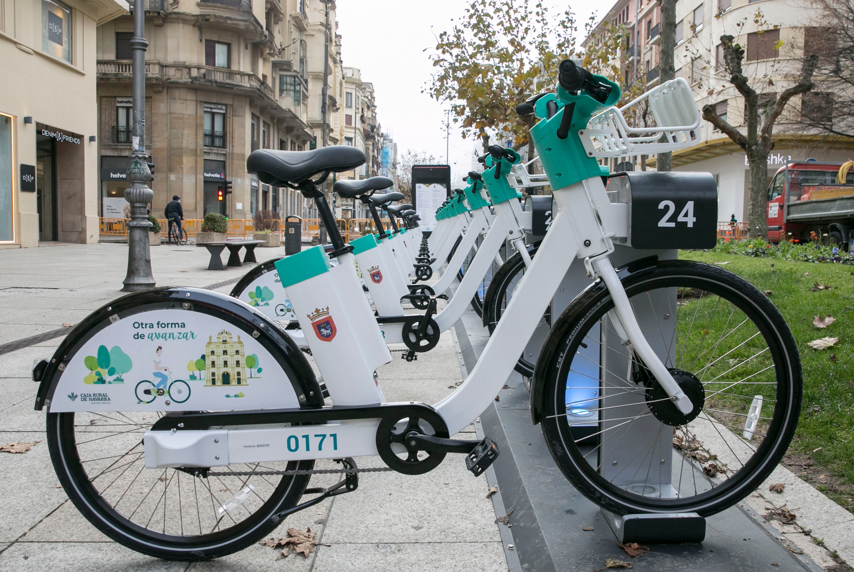 Quince ayuntamientos de la Comarca de Pamplona se suman al nuevo sistema de bicicleta eléctrica compartida Quince ayuntamientos de la Comarca de Pamplona se suman al nuevo sistema de bicicleta eléctrica compartida