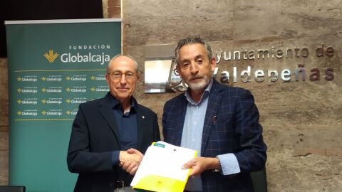 Renovaci&oacute;n mecenazgo Globalcaja a la Exposici&oacute;n Internacional de Artes Pl&aacute;sticas de Valdepe&ntilde;as