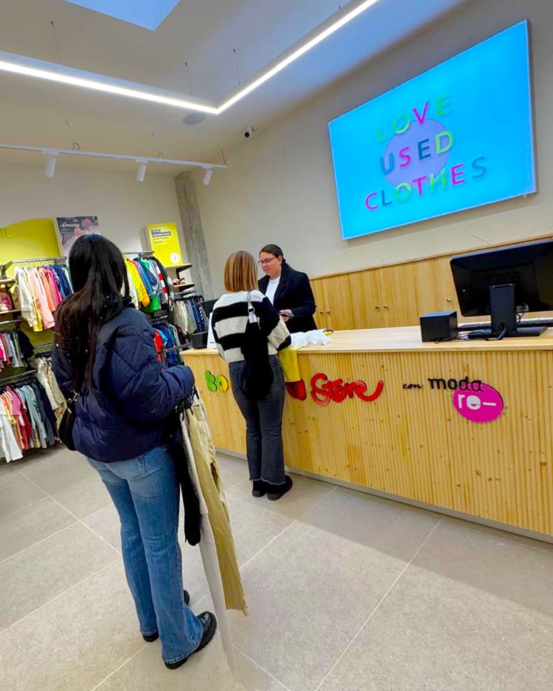 Koopera inaugura su tercera tienda en Gijón Koopera inaugura su tercera tienda en Gijón