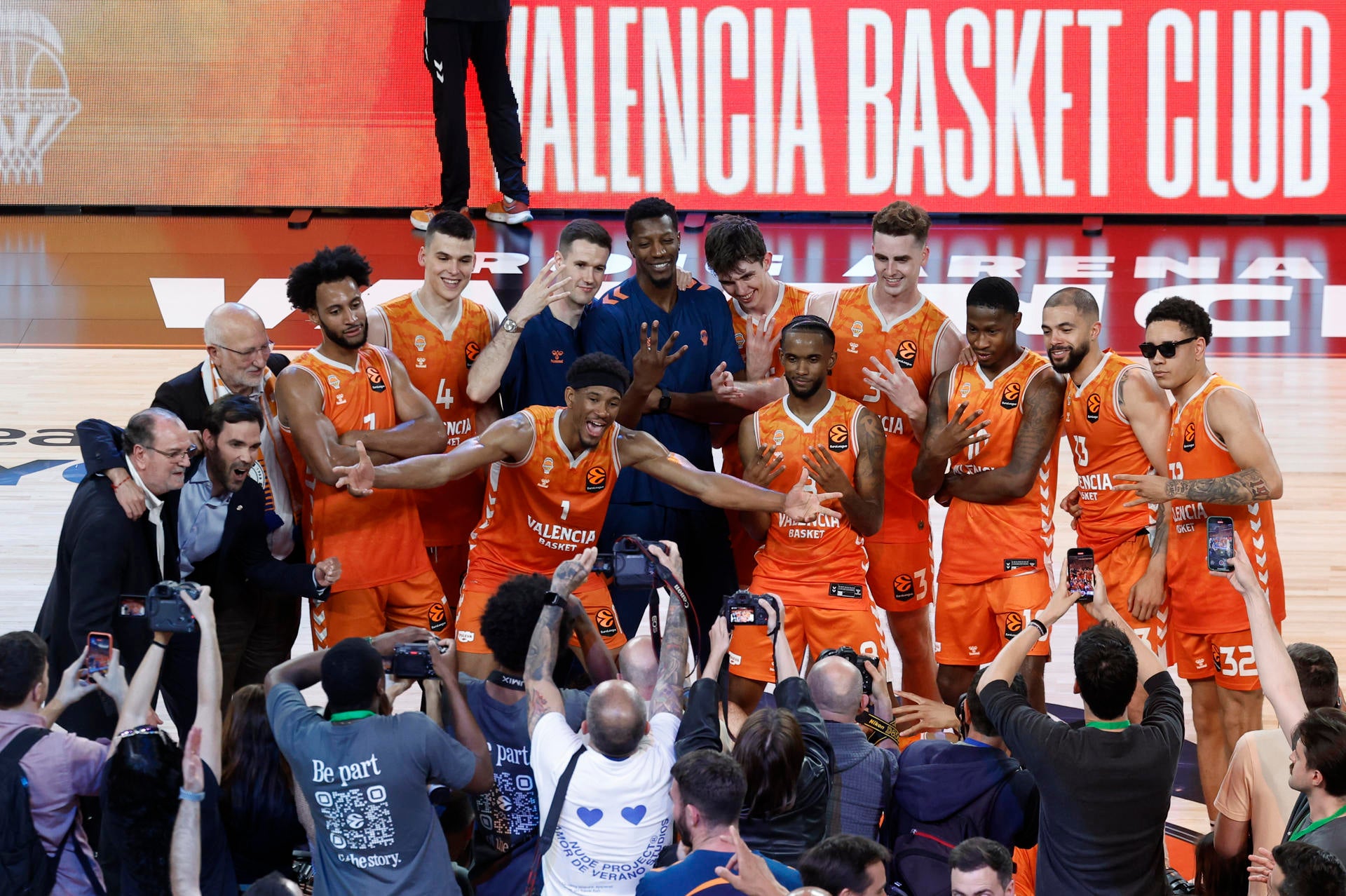 Un histórico Valencia tumba al Panathinaikos y jugará su primera 'Final Four' Un histórico Valencia tumba al Panathinaikos y jugará su primera 'Final Four'