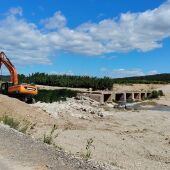 Puente sobre el río Magro en Llombai