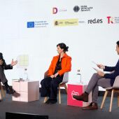 Óscar López defiende una alianza con las potencias medias para avanzar hacia “una tercera vía tecnológica y una IA confiable”