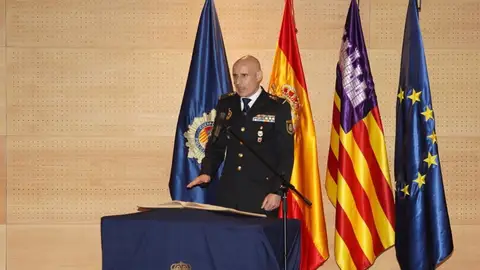 El nuevo jefe superior de Policía de Baleares, José Antonio Puebla, será "especialmente sensible" con los problemas del sector turístico El nuevo jefe superior de Policía de Baleares, José Antonio Puebla, será "especialmente sensible" con los problemas del sector turístico